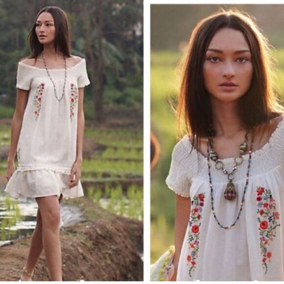 ANTHROPOLOGIE MOULINETTE SOEURS EMBRODUERED TUNIC size 2 - Picture 1 of 3